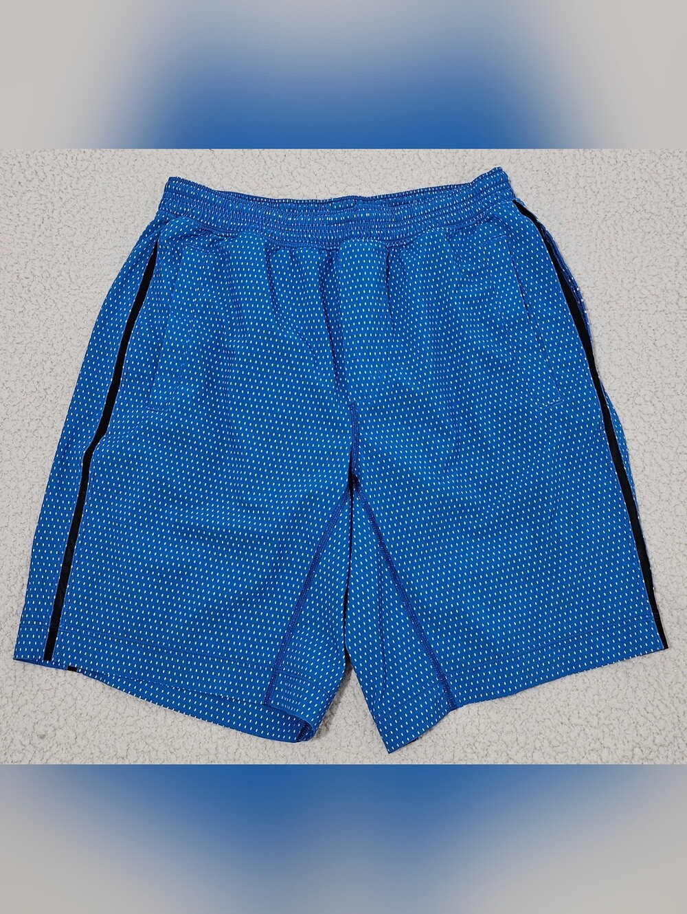 lululemon athletica Blue Dotted Men's Athletic Shorts with Black Trim